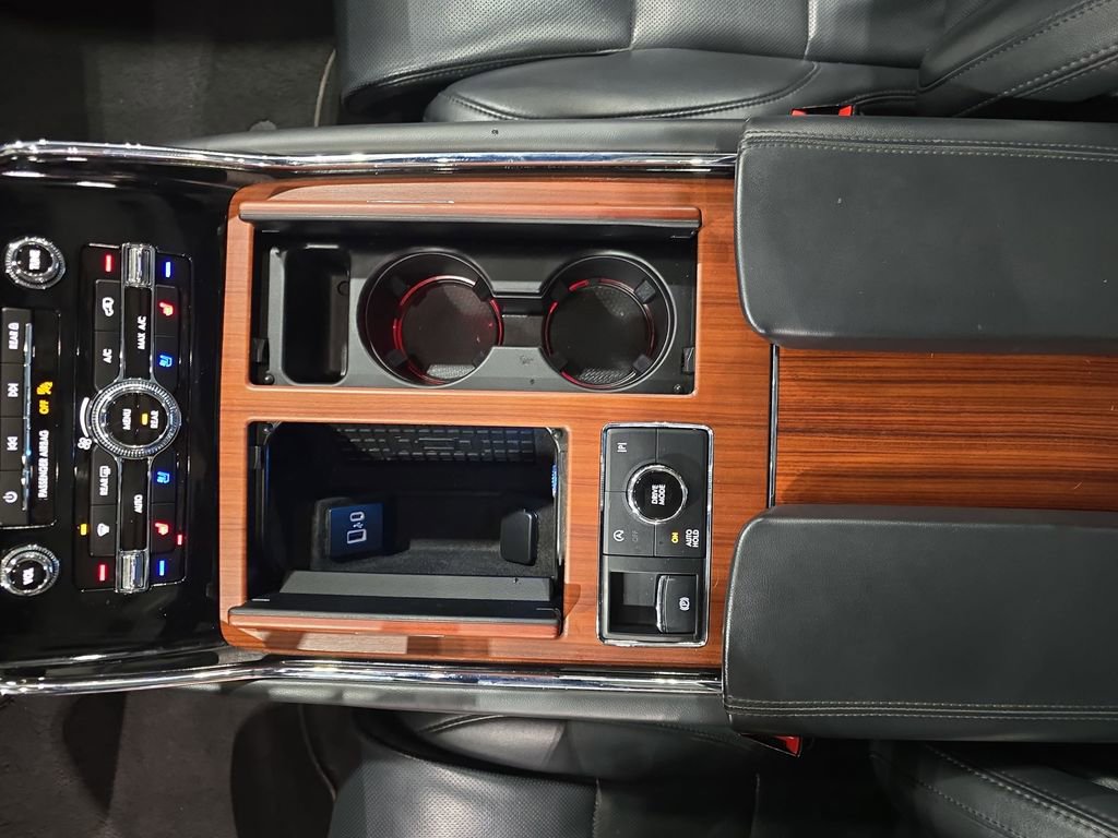 Used 2024 Lincoln Navigator Premiere image 26
