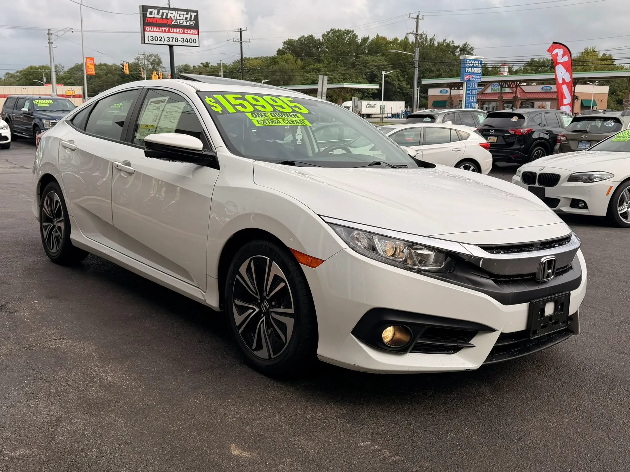 Used 2018 Honda Civic EX-T image 6