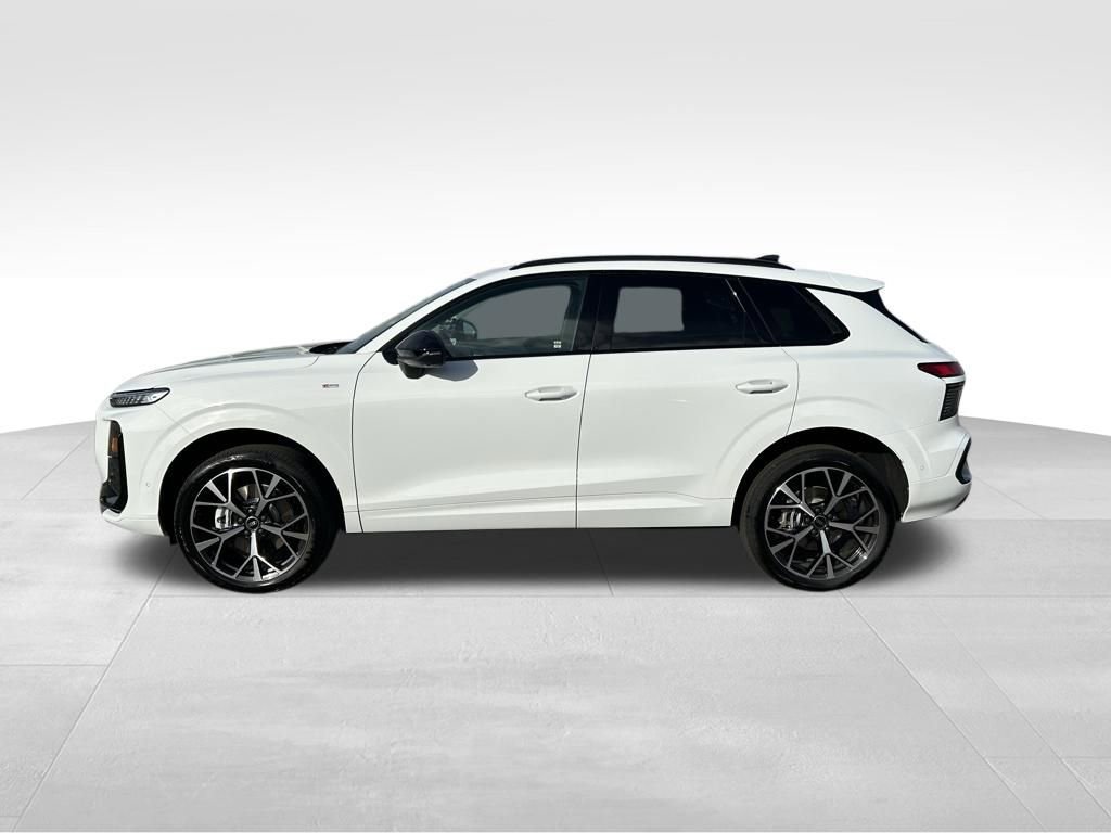 New 2026 Audi Q3 quattro 2.0T image 2