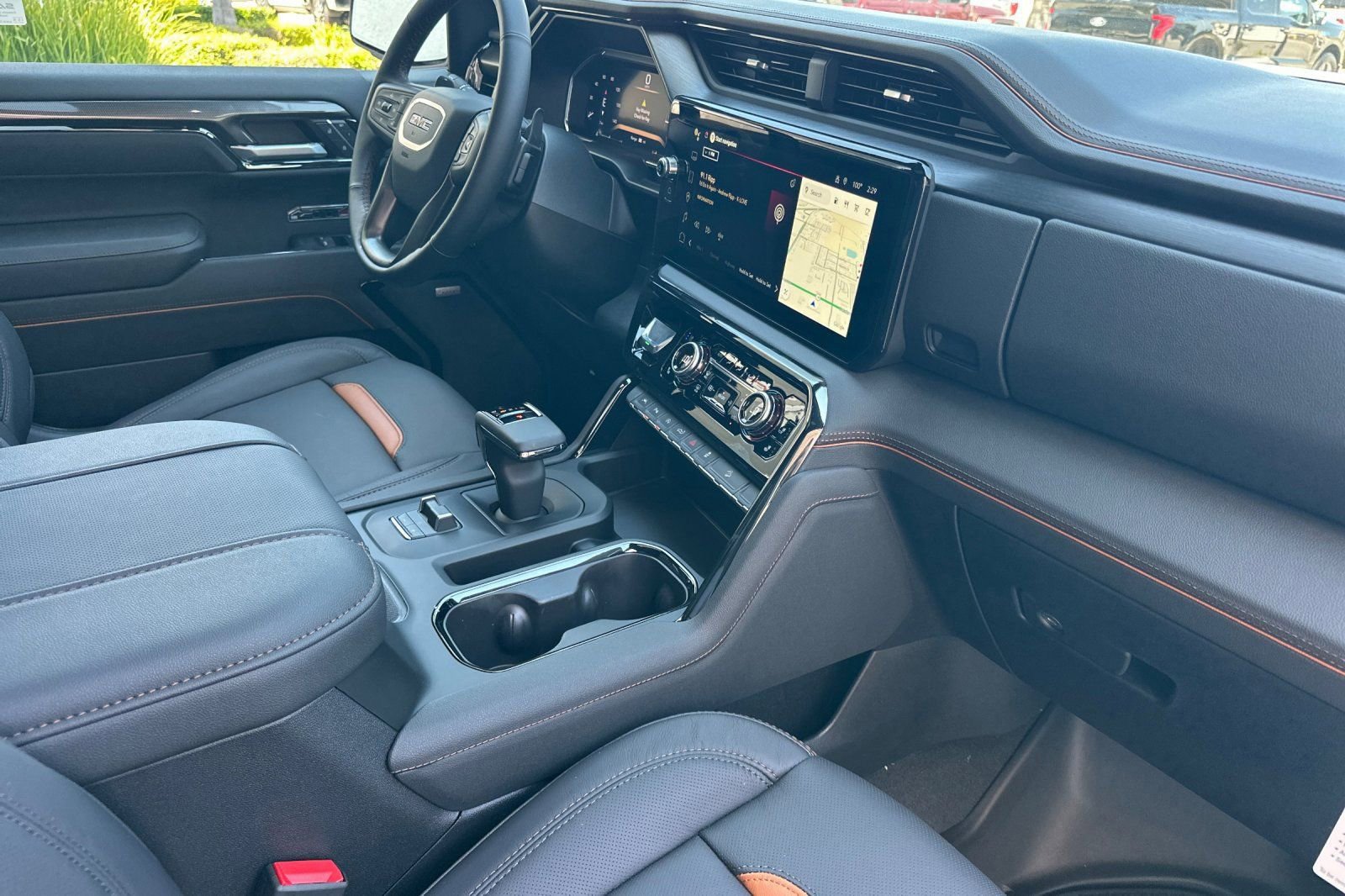 New 2026 GMC Sierra 1500 AT4 w/ LPO, Black Badging Package AWD/4WD image 16