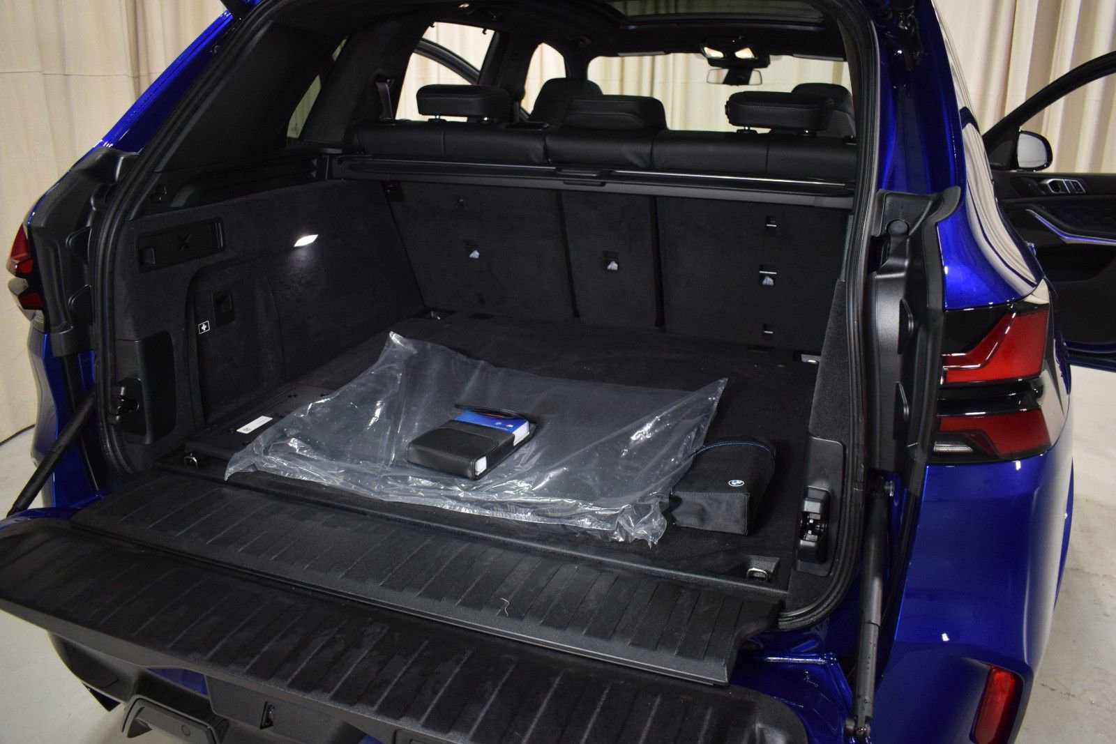 Used 2025 BMW X5 M Competition AWD/4WD image 42