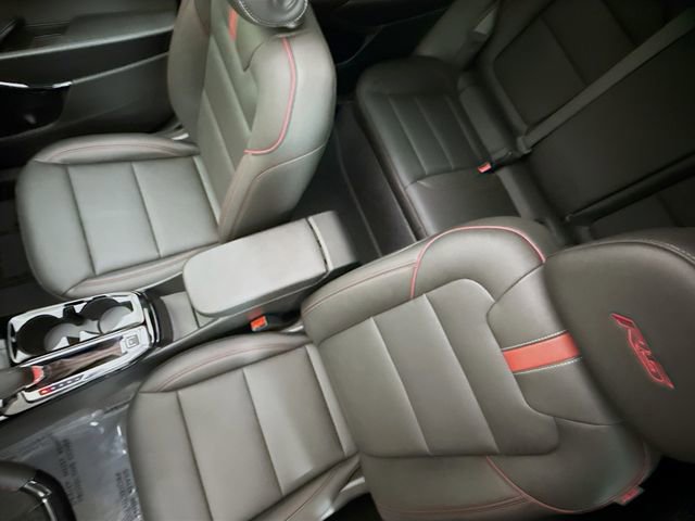 New 2026 Chevrolet Trax RS w/ Sunroof Package image 22