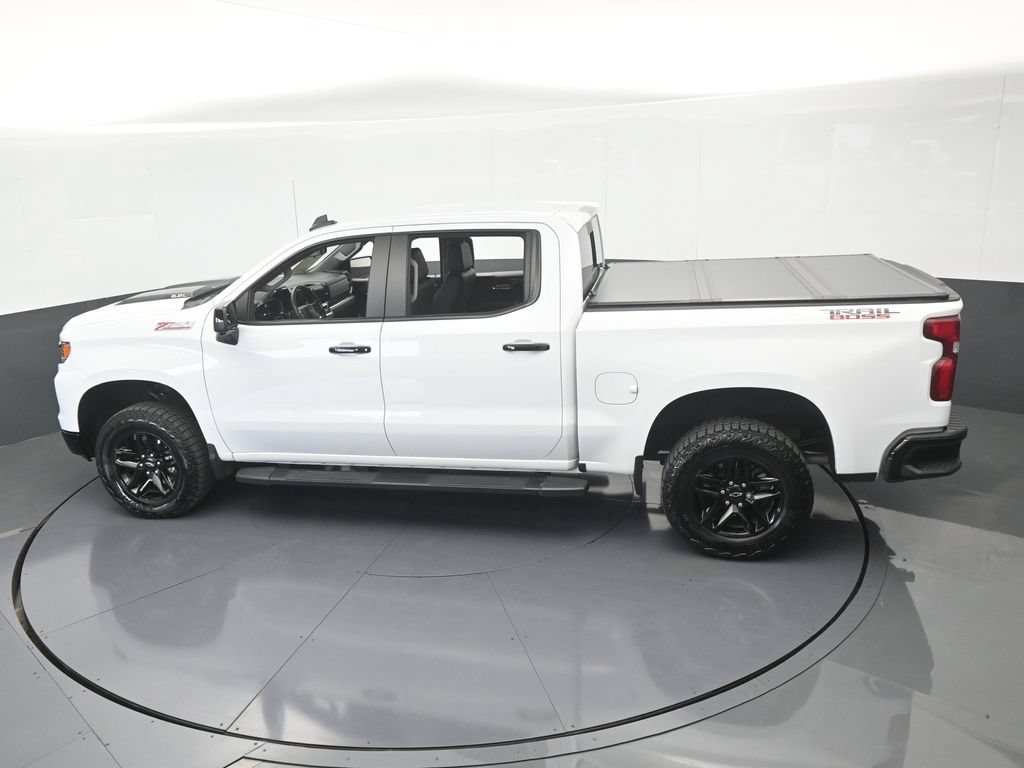 Used 2024 Chevrolet Silverado 1500 LT Trail Boss w/ LT Trail Boss Premium Package AWD/4WD image 59