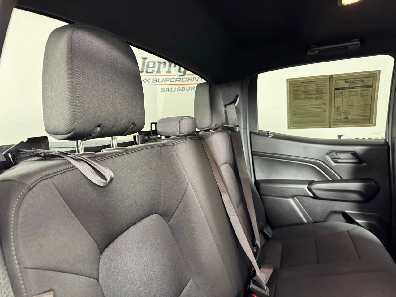 Used 2023 Chevrolet Colorado W/T image 28