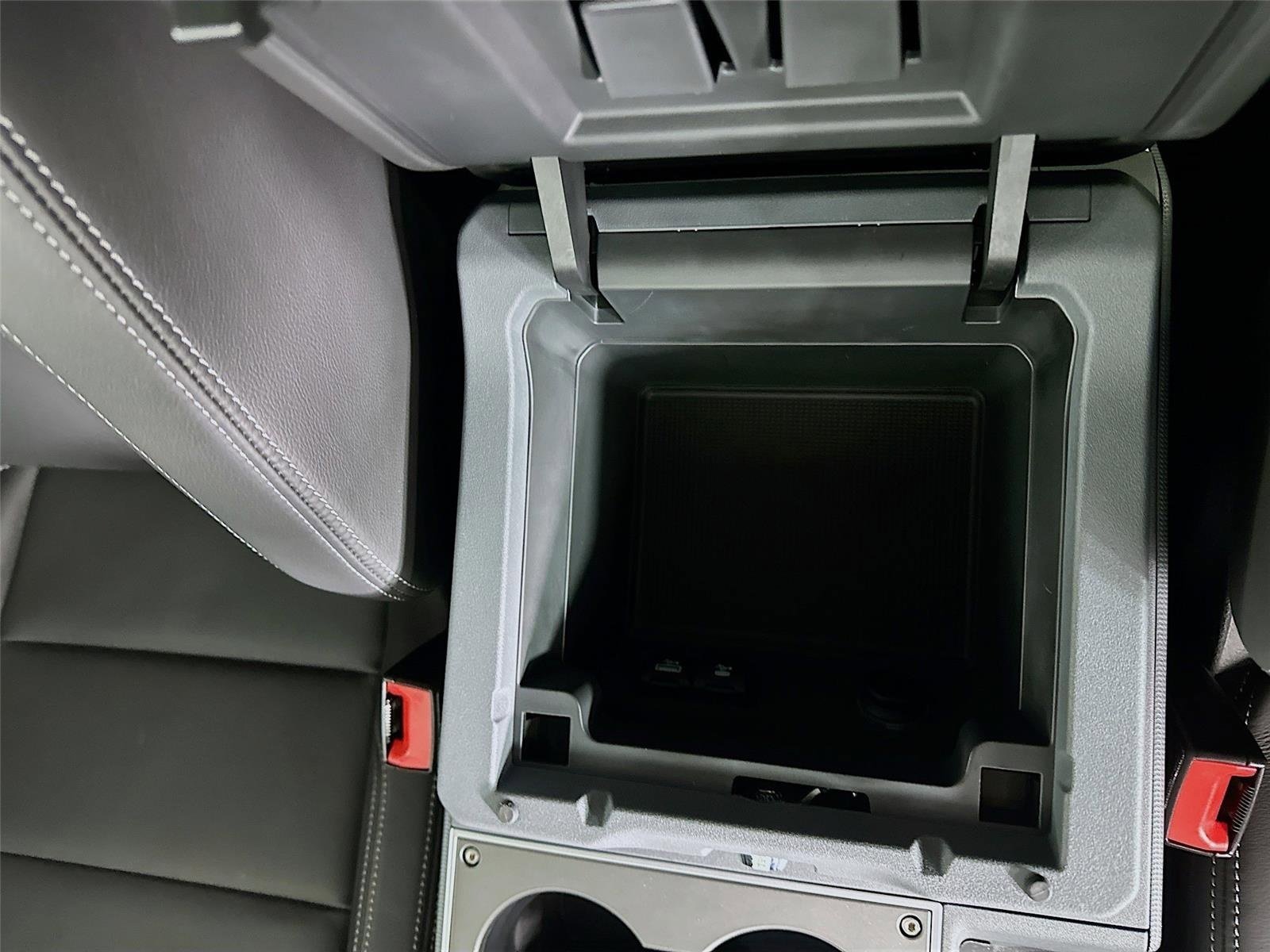 Used 2024 INEOS Grenadier image 30