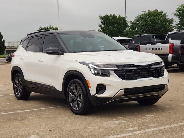 Used 2024 Kia Seltos S FWD image 2