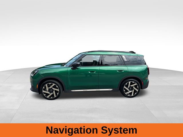 Used 2025 MINI Cooper Countryman SE w/ Comfort Package Max image 2