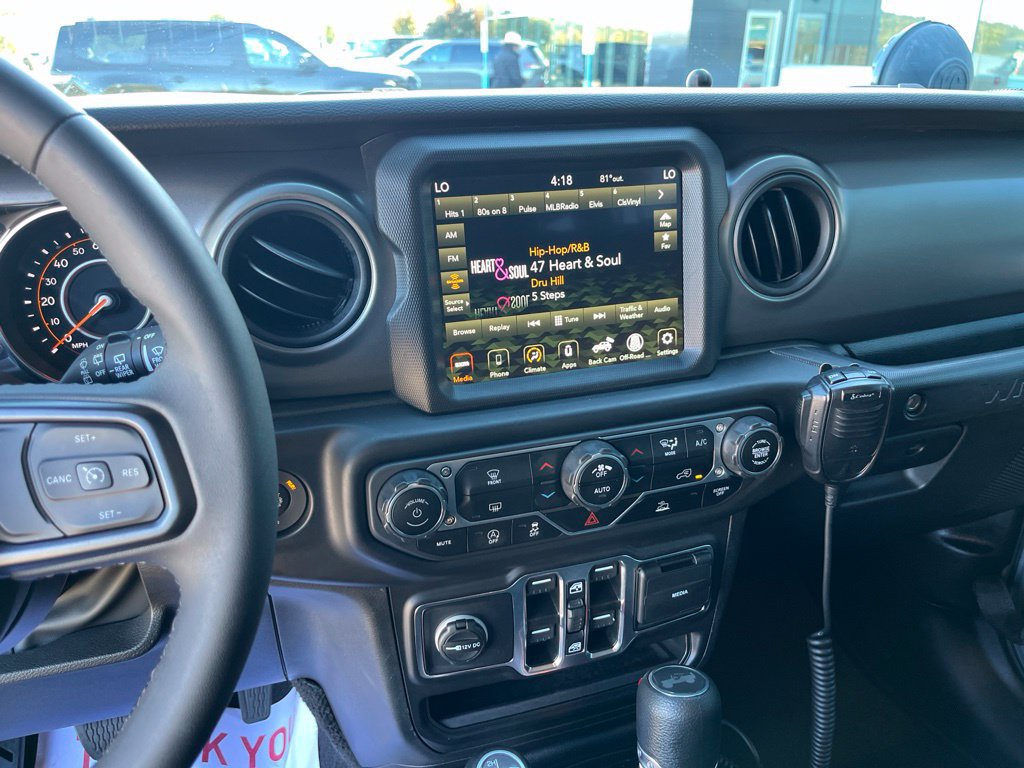 Used 2023 Jeep Wrangler Unlimited Sport AWD/4WD image 12
