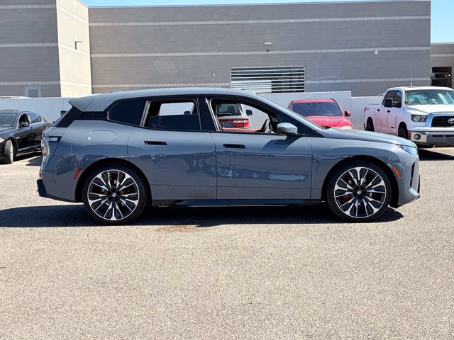 Used 2026 BMW iX xDrive45 w/ M Sport Package AWD/4WD image 27