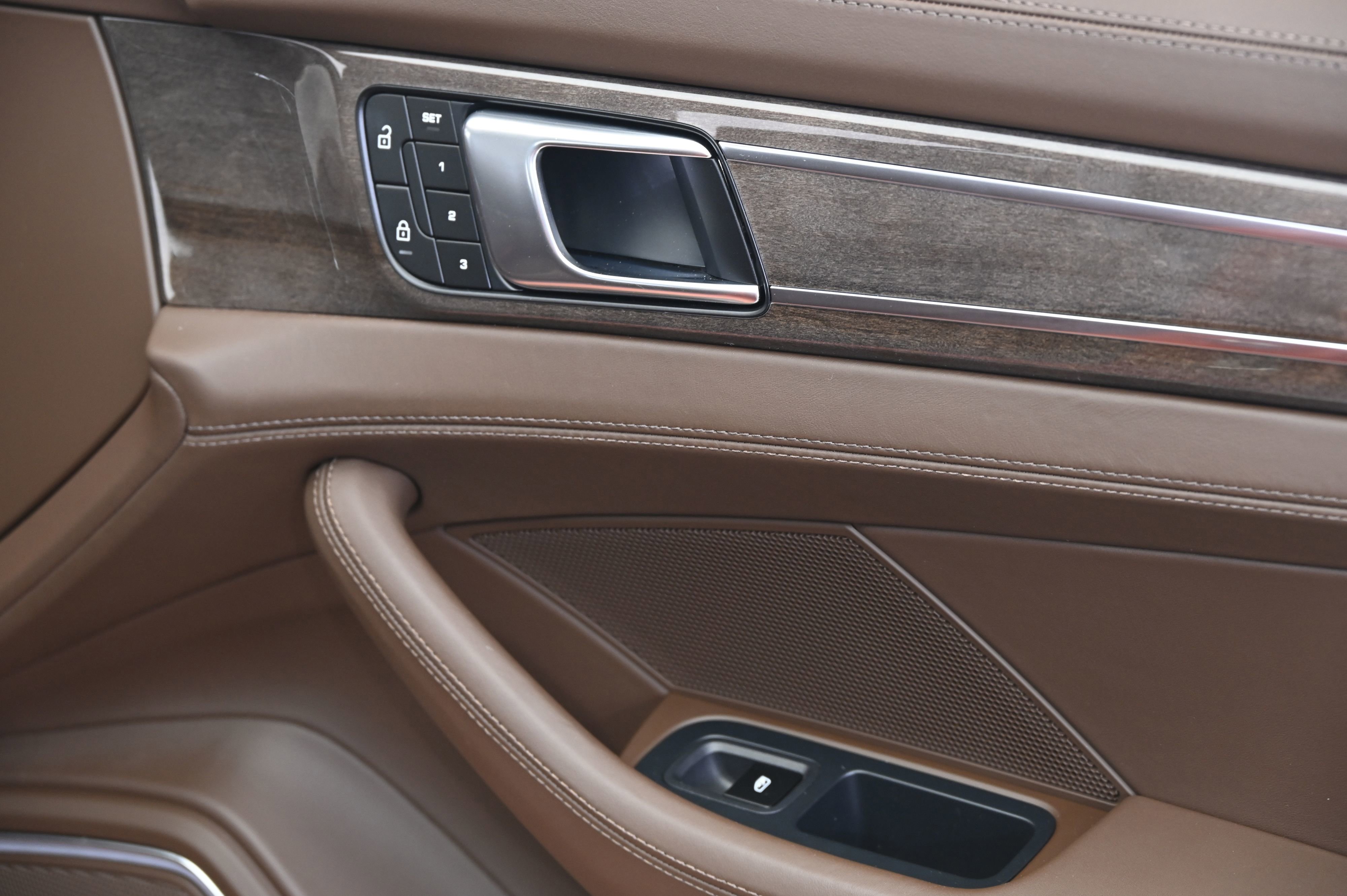 Used 2023 Porsche Panamera GTS image 21