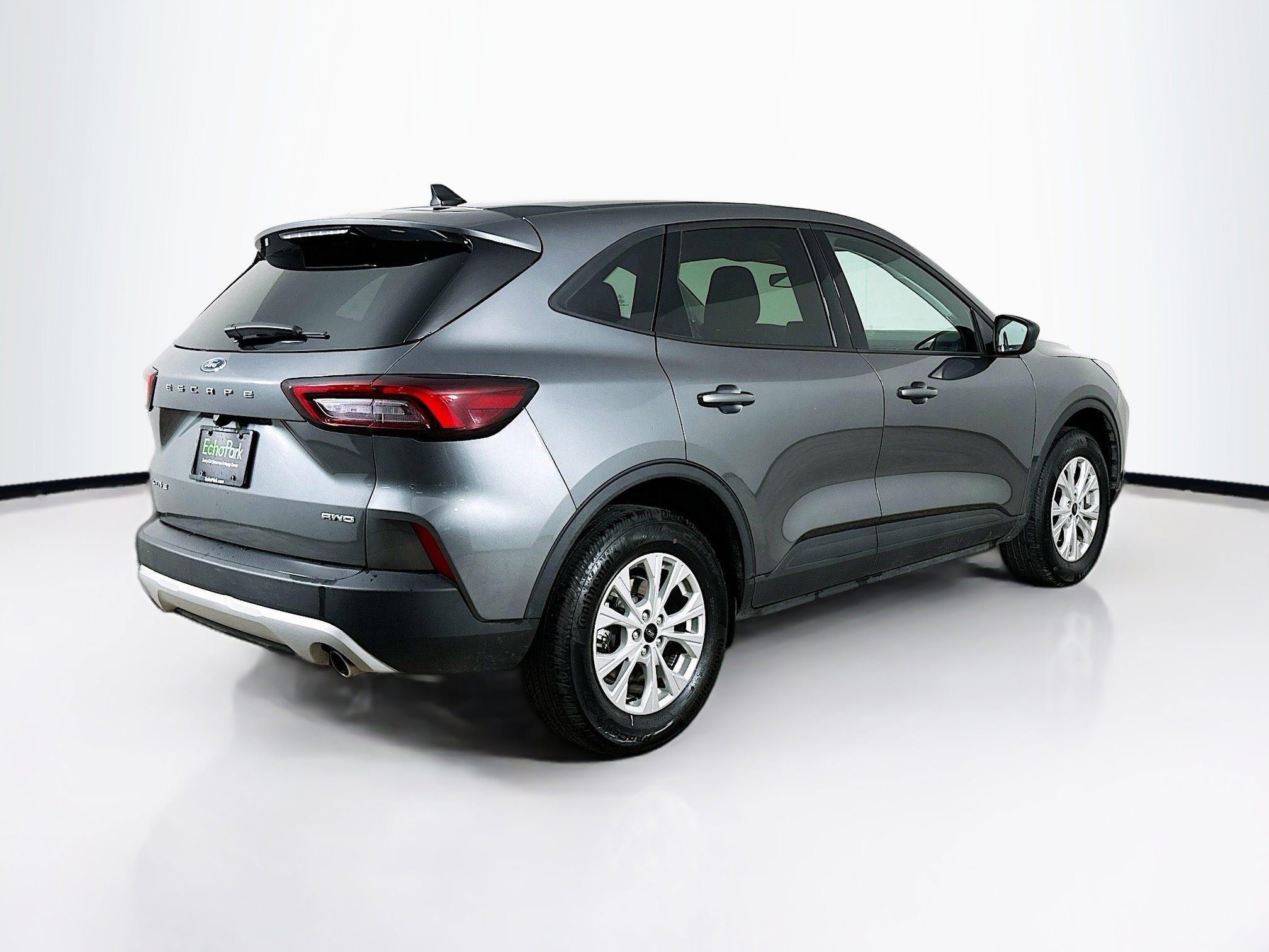 Used 2025 Ford Escape Active AWD/4WD image 9