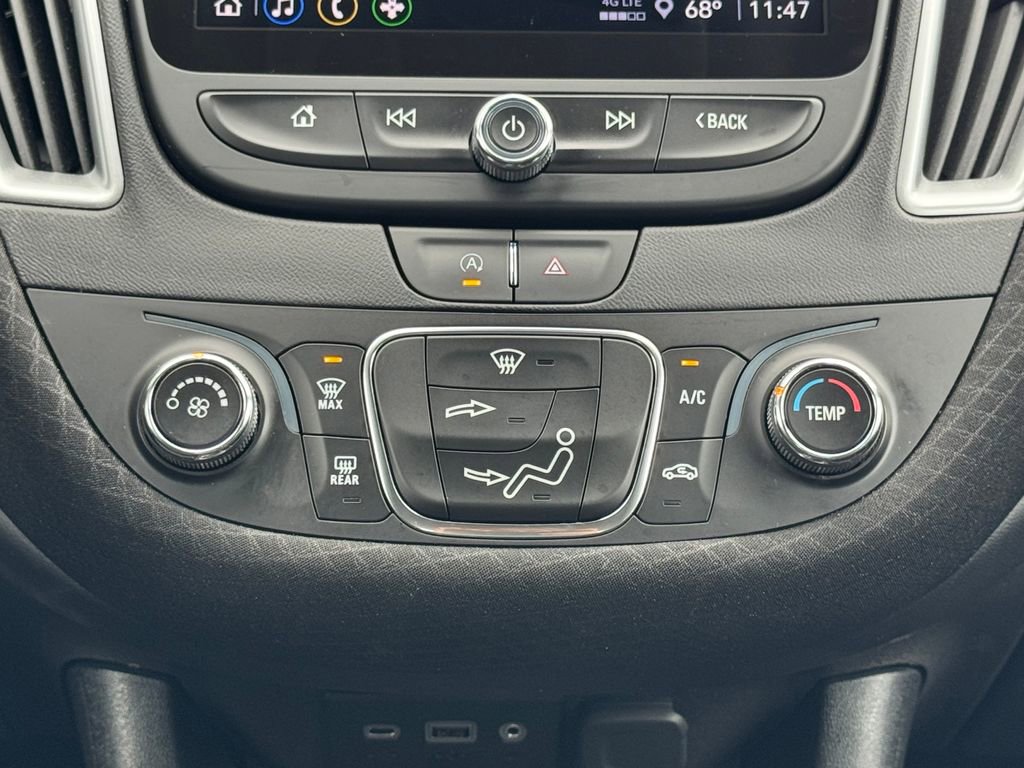 Used 2023 Chevrolet Malibu LS FWD image 25
