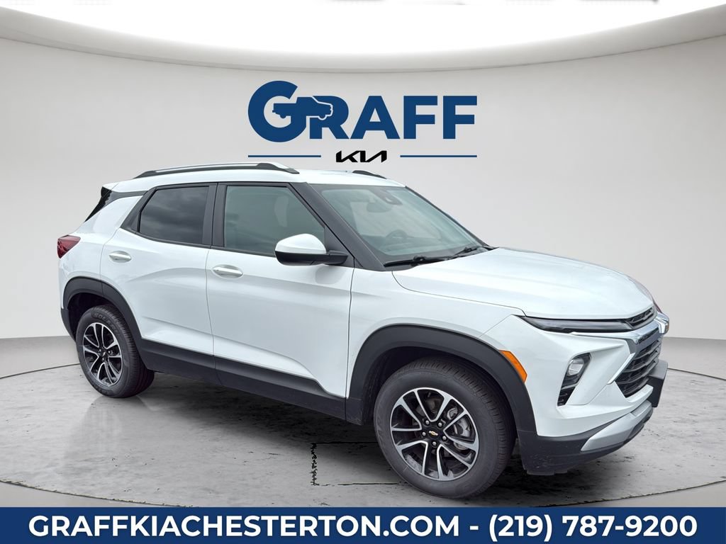 Used 2025 Chevrolet TrailBlazer LT AWD/4WD image 10