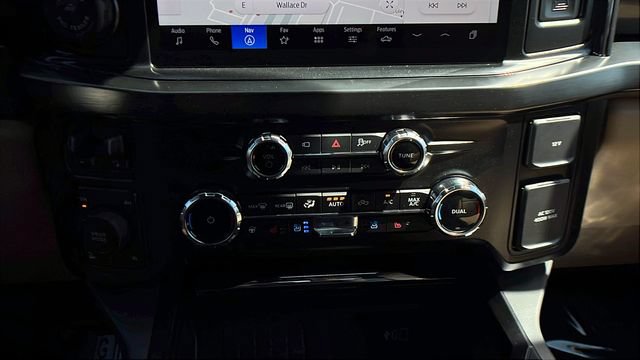 New 2026 Ford F250 Lariat w/ Black Appearance Package AWD/4WD image 25