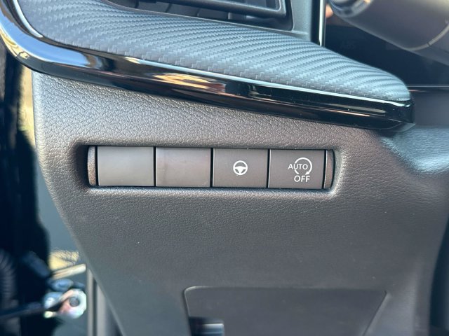 New 2027 Nissan Kicks SR w/ Cold Weather Package FWD image 23