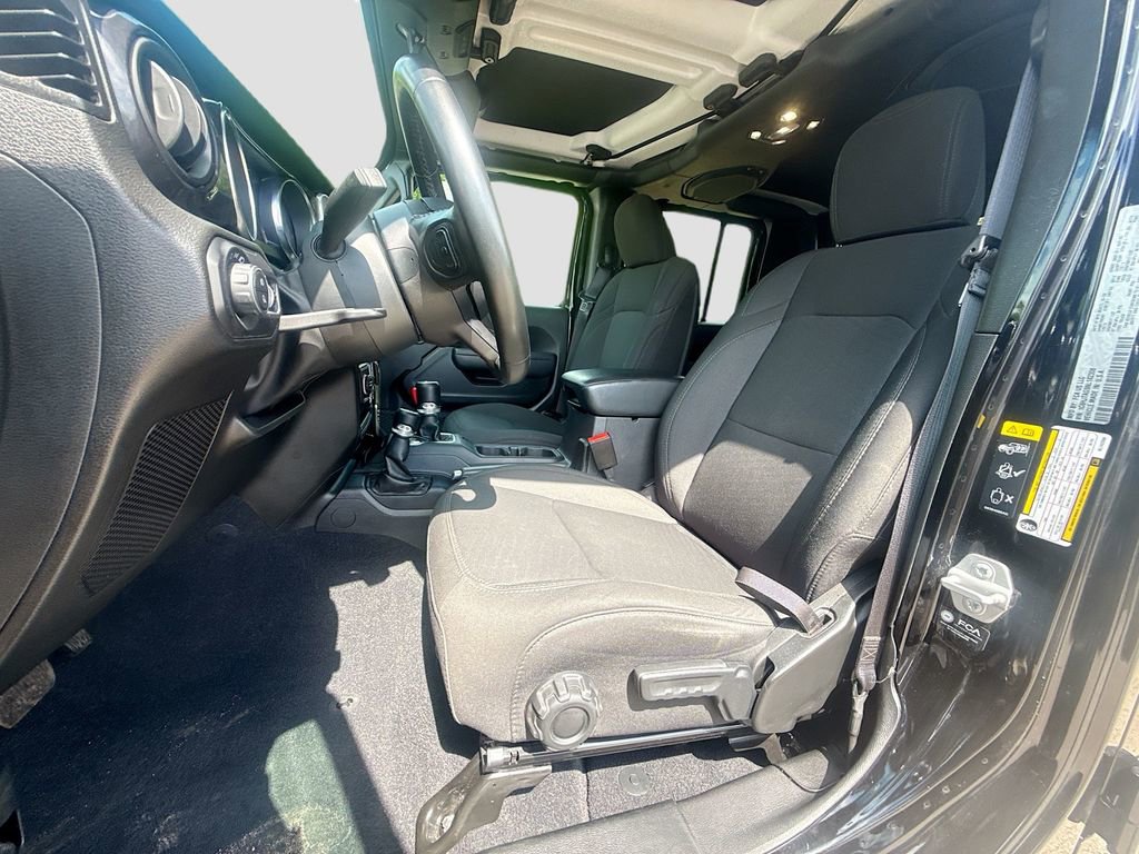 Used 2022 Jeep Gladiator Sport image 23