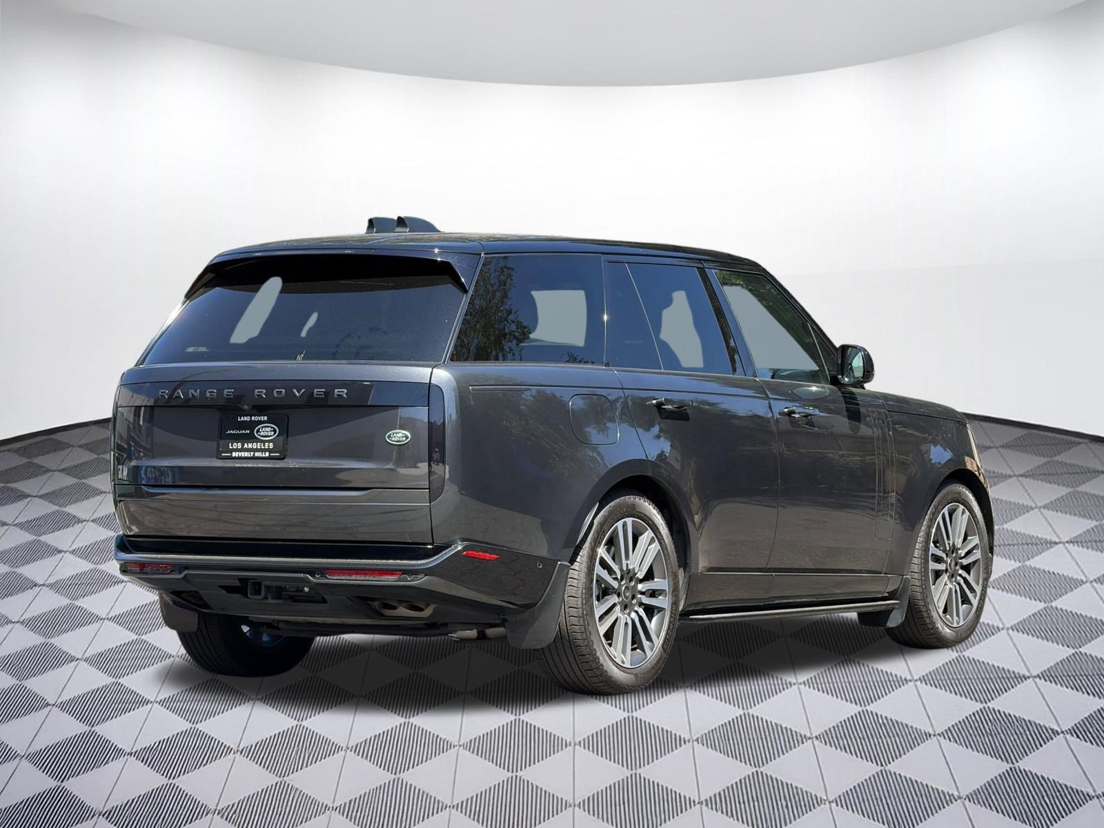 Certified 2023 Land Rover Range Rover SE AWD/4WD image 9