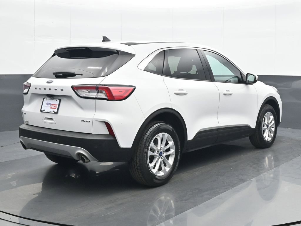 Used 2021 Ford Escape SE w/ Cold Weather Package image 6