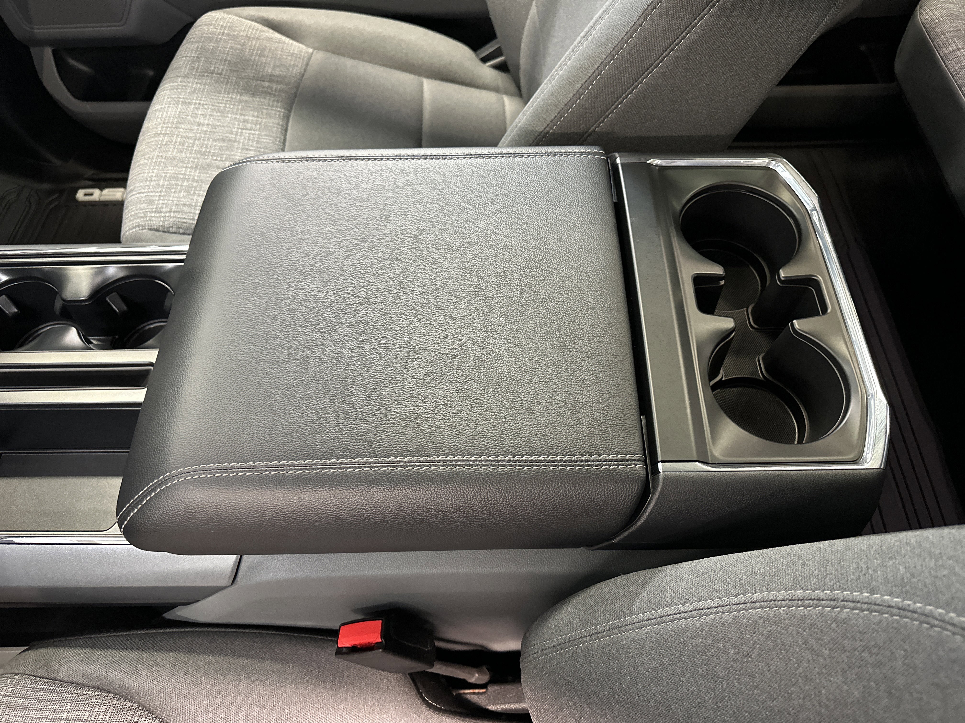 Certified 2023 Ford F150 XLT w/ Equipment Group 302A High image 30