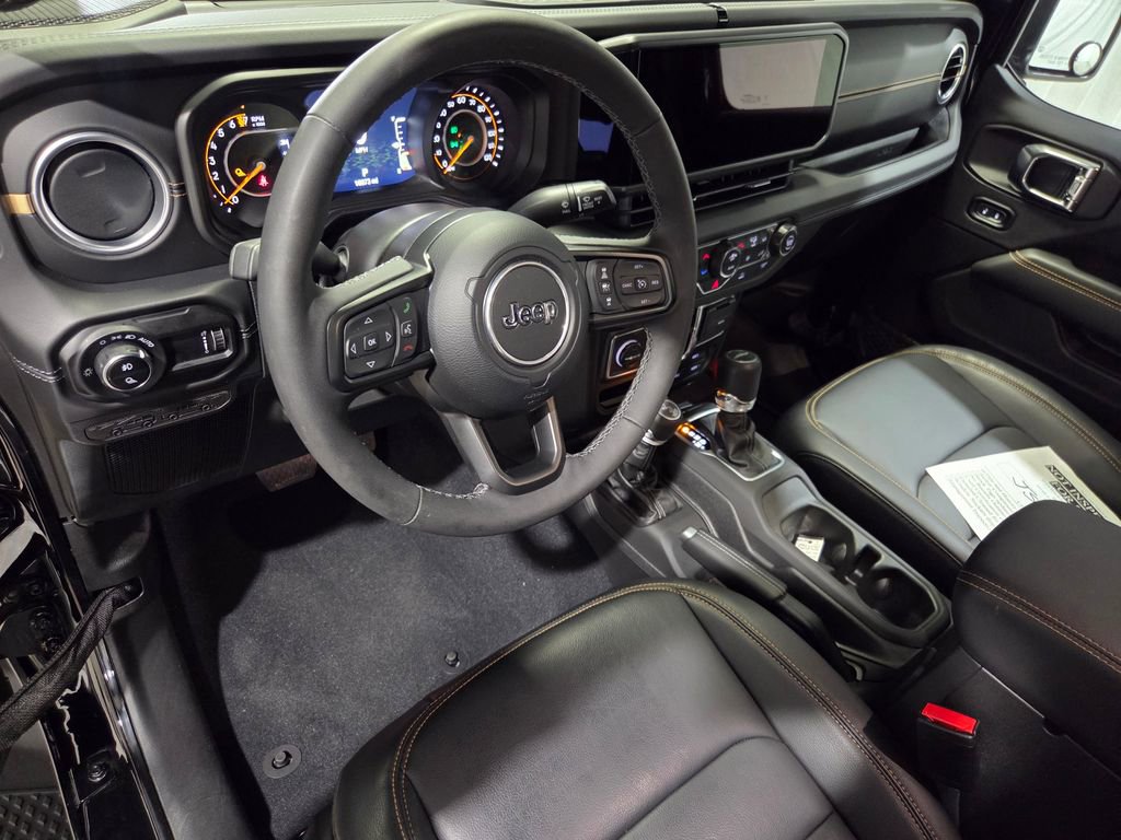 Certified 2025 Jeep Gladiator Sport image 5