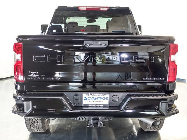 Used 2025 Chevrolet Silverado 2500 Custom w/ Custom Value Package AWD/4WD image 8