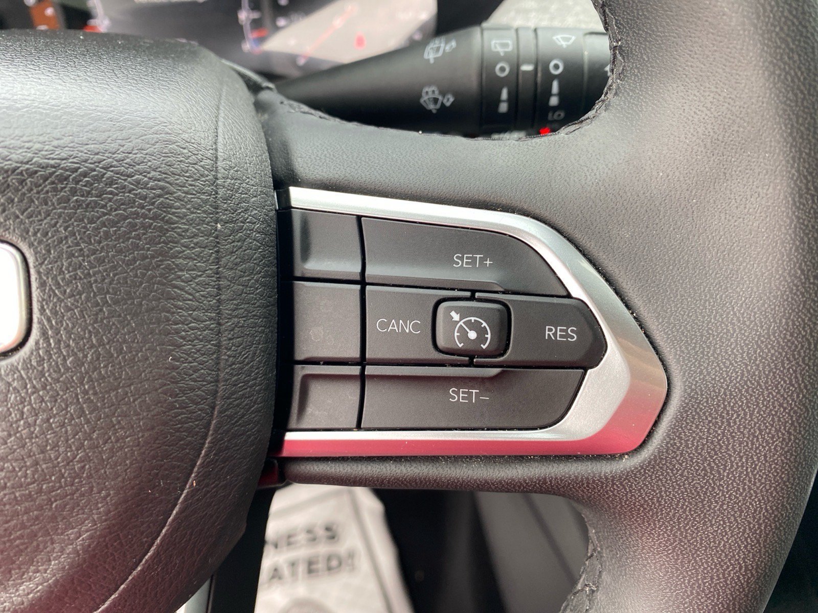 Used 2024 Jeep Compass Latitude AWD/4WD image 18