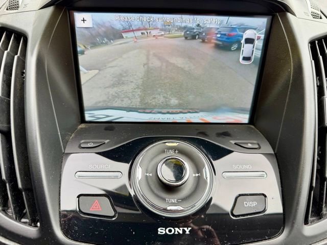 Used 2017 Ford Escape Titanium image 31