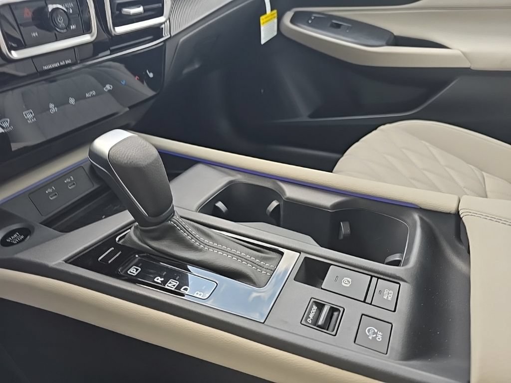New 2026 Nissan Sentra SL w/ Floor Mat Package FWD image 10