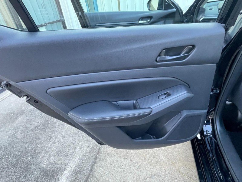 Used 2024 Nissan Altima 2.5 SV image 18