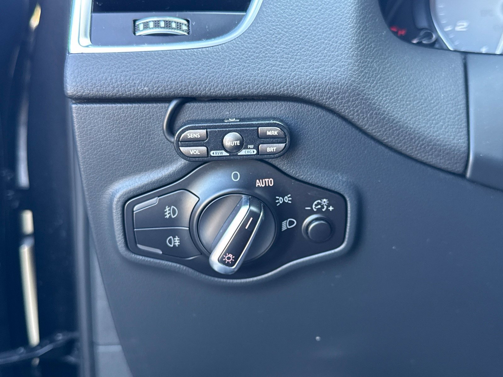 Used 2016 Audi SQ5 Prestige AWD/4WD image 24