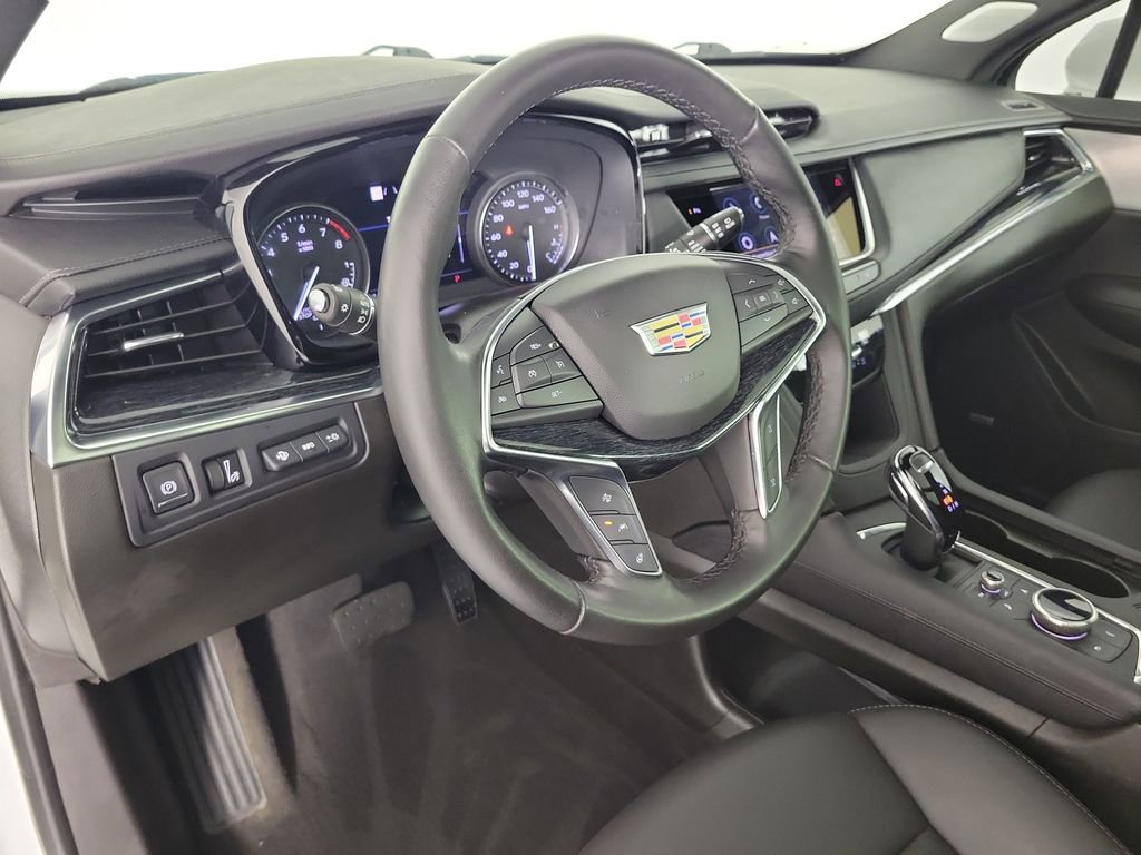 Used 2023 Cadillac XT5 Premium Luxury w/ Technology Package image 18