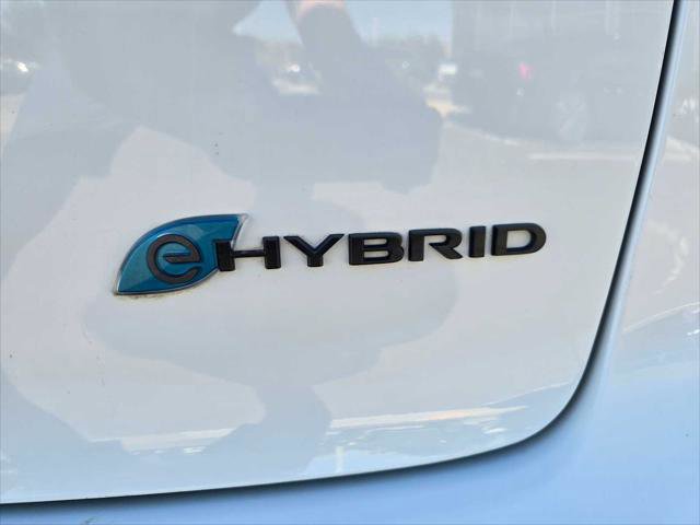 Used 2024 Chrysler Pacifica Limited image 16