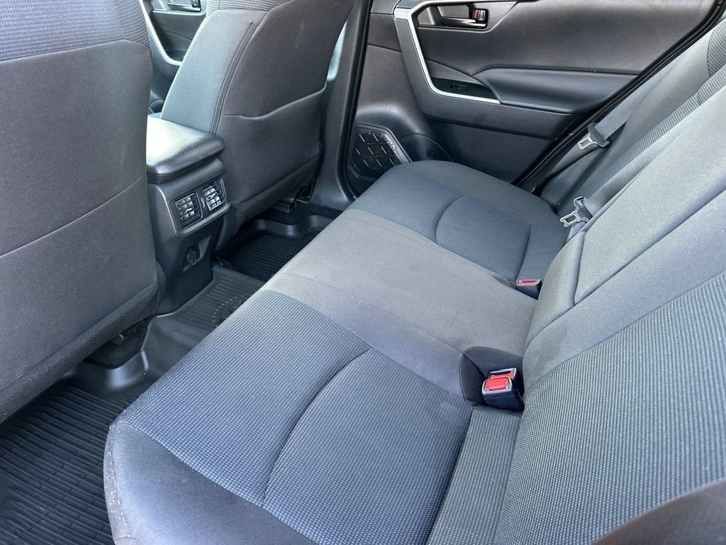Certified 2025 Toyota RAV4 LE AWD/4WD image 12