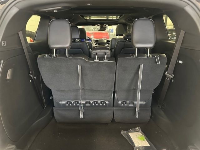 New 2026 Chrysler Pacifica Select w/ S Appearance Package image 18