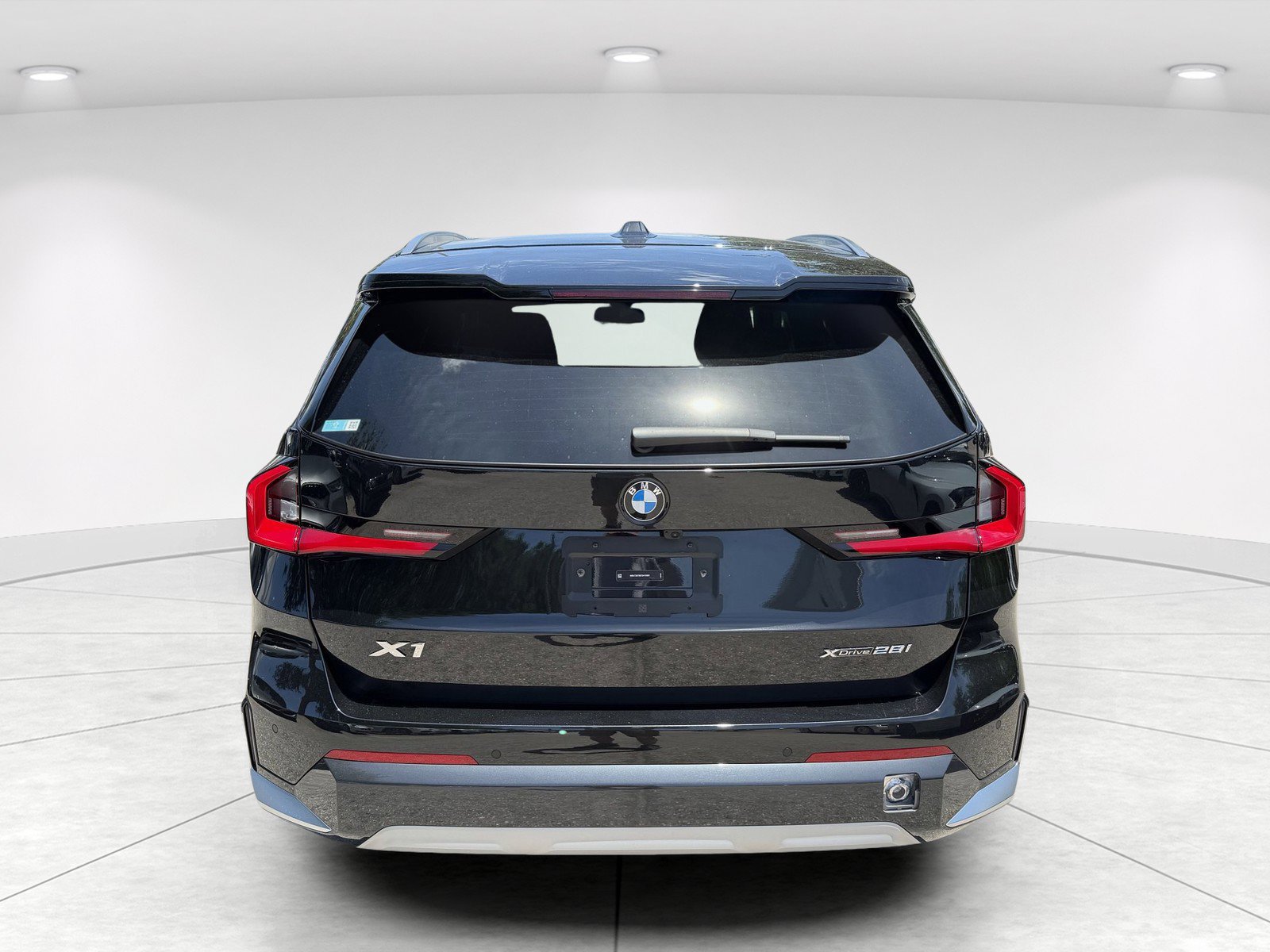 New 2026 BMW X1 xDrive28i AWD/4WD image 5