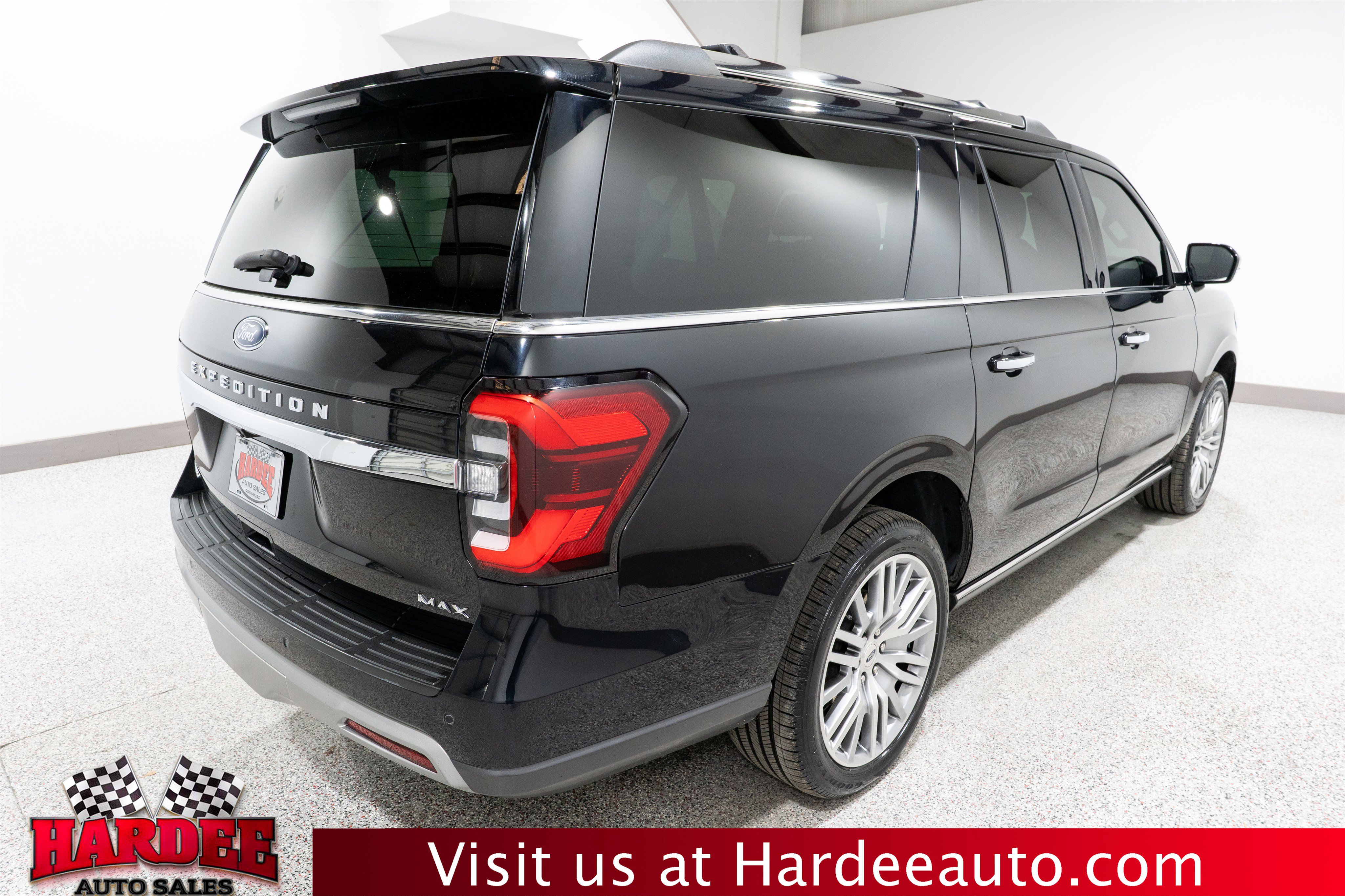 Used 2023 Ford Expedition Max Limited image 5