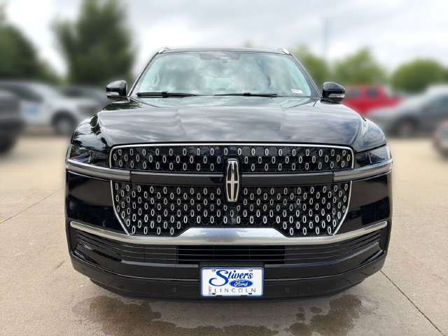 New 2026 Lincoln Navigator Reserve AWD/4WD image 12
