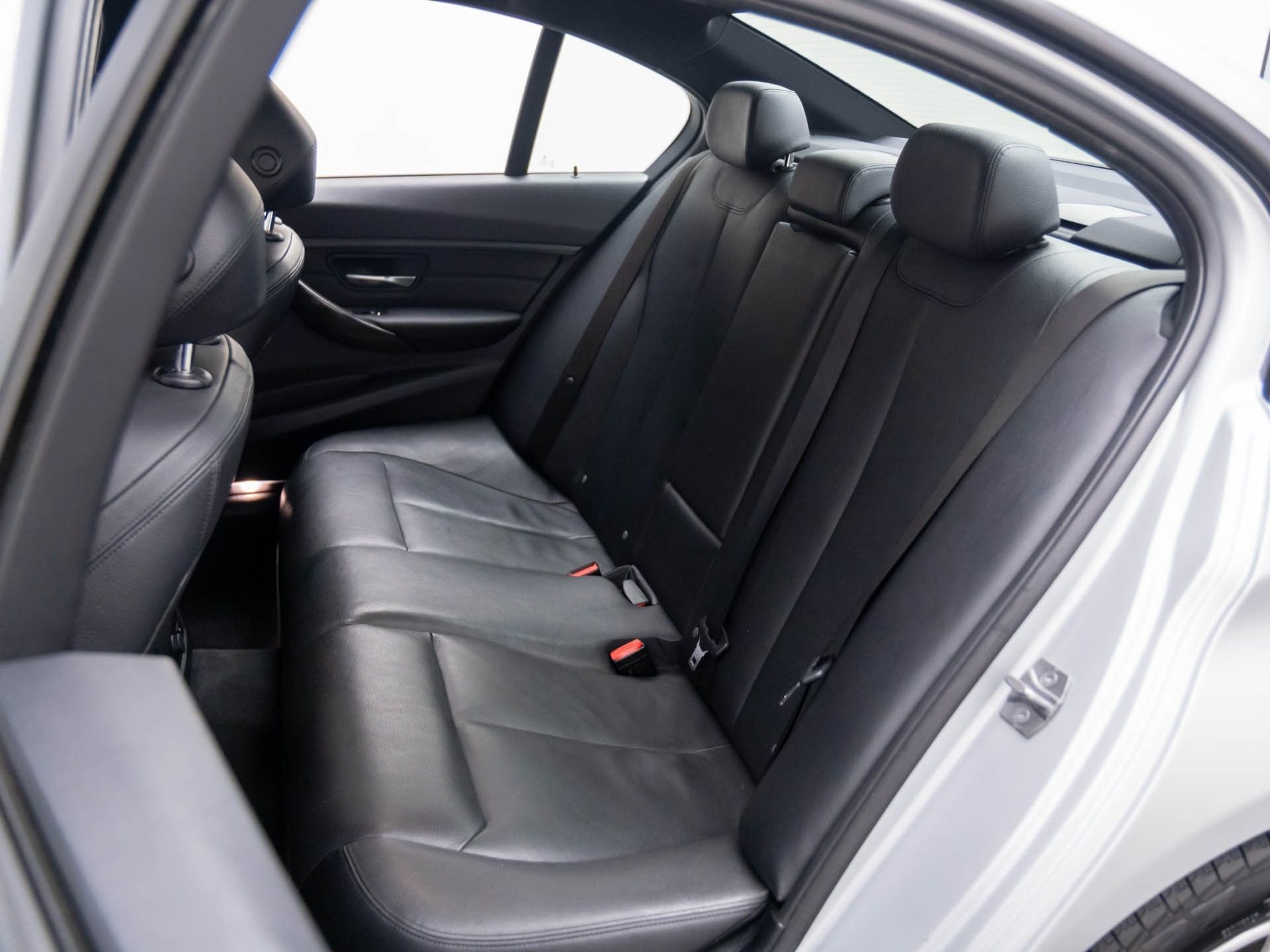 Used 2016 BMW 320i xDrive 320i xDrive image 17