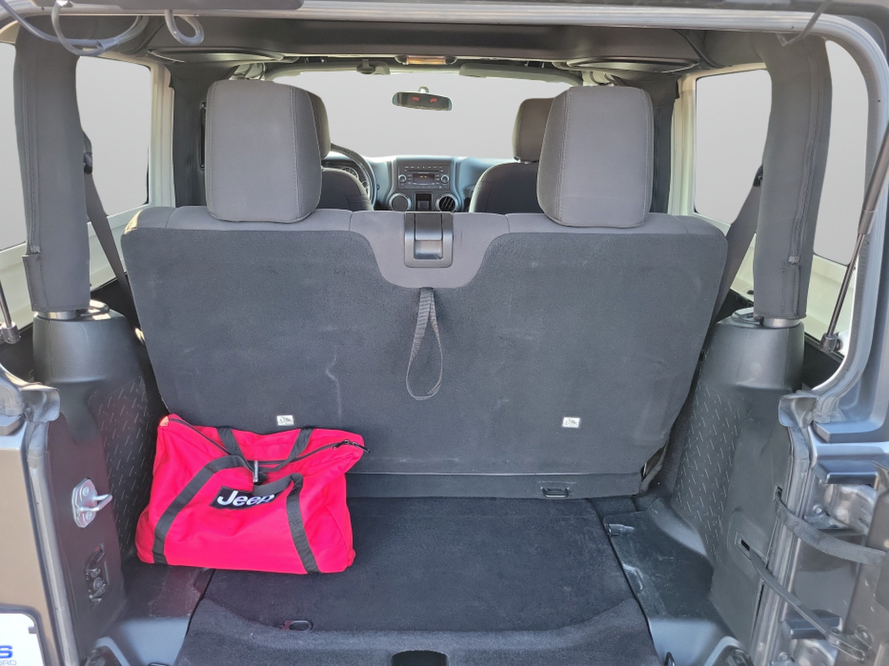 Used 2018 Jeep Wrangler Sport AWD/4WD image 8