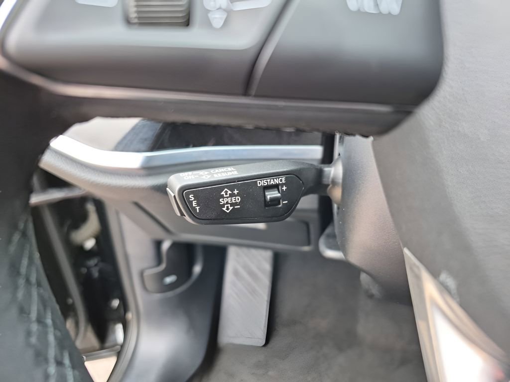 Used 2023 Audi Q3 2.0T Premium Plus w/ Premium Plus Package image 38