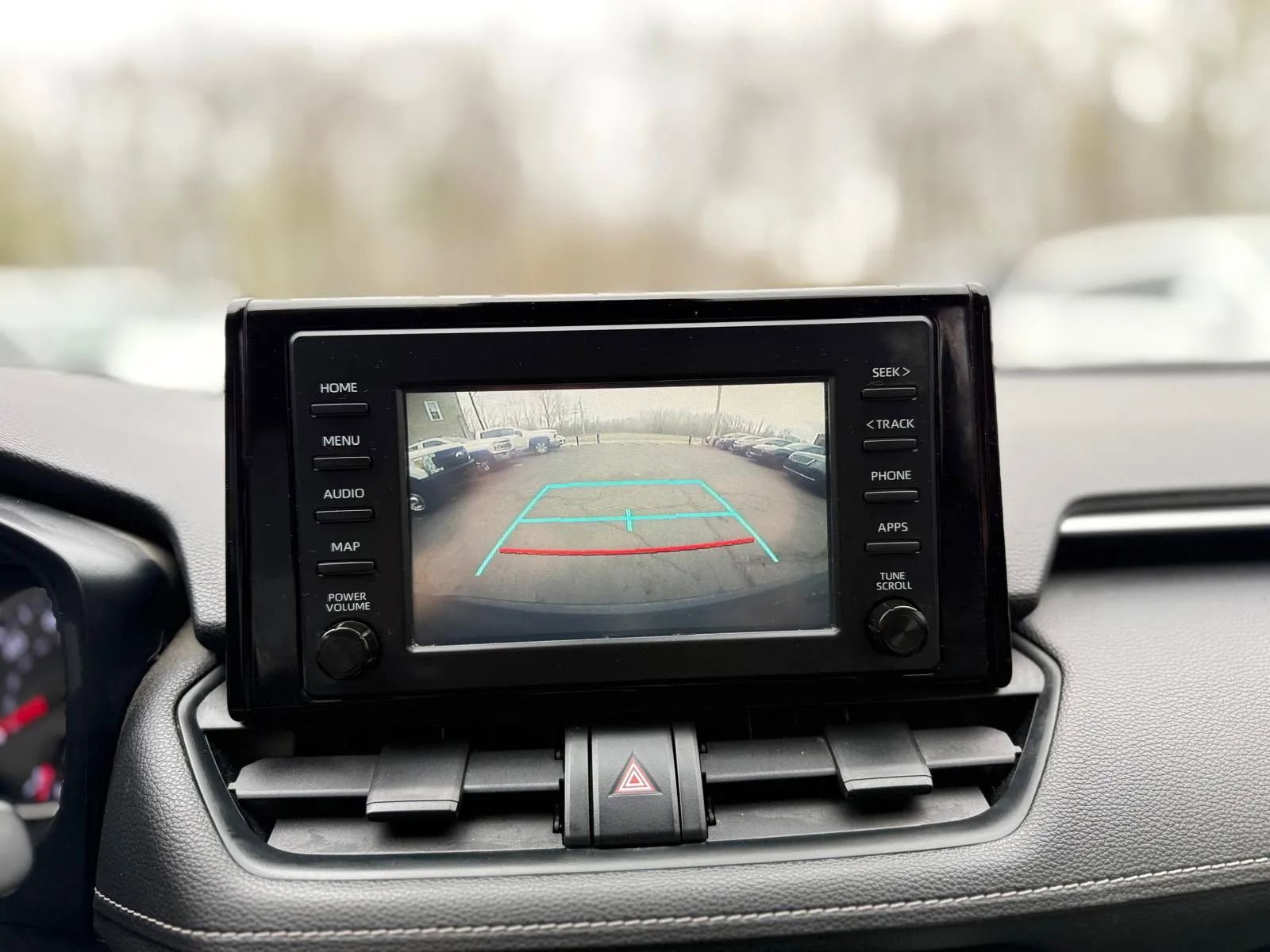 Used 2019 Toyota RAV4 LE w/ All Weather Liner Package AWD/4WD image 17