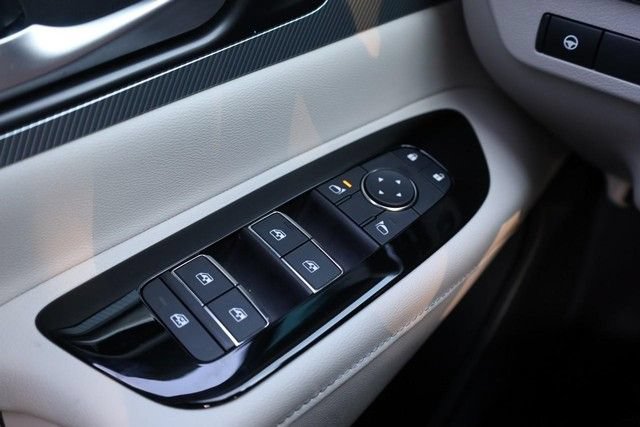 Certified 2025 Nissan Murano SL AWD/4WD image 21