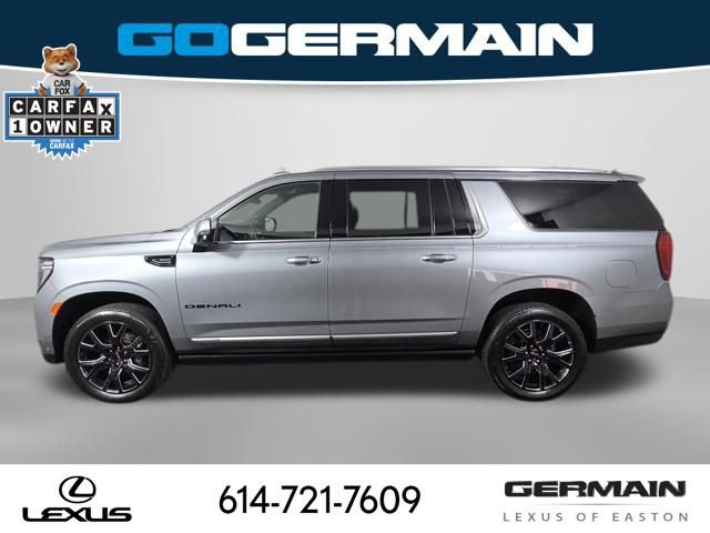 Used 2023 GMC Yukon XL Denali w/ Advanced Technology Package image 12