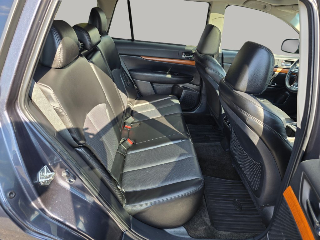 Used 2013 Subaru Outback 2.5i Limited w/ Moonroof Pkg AWD/4WD image 27
