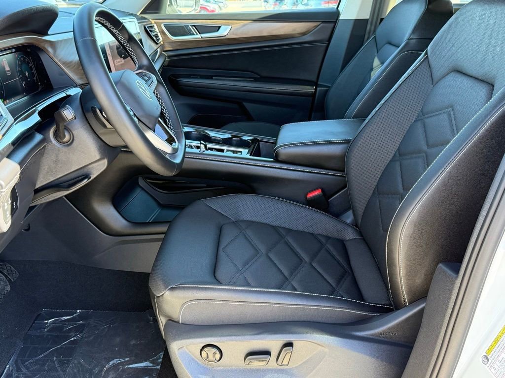 New 2026 Volkswagen Atlas SE image 12