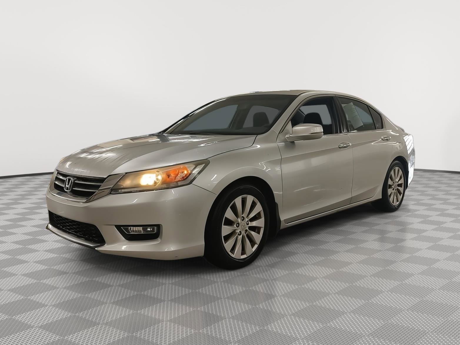Used 2013 Honda Accord EX image 22