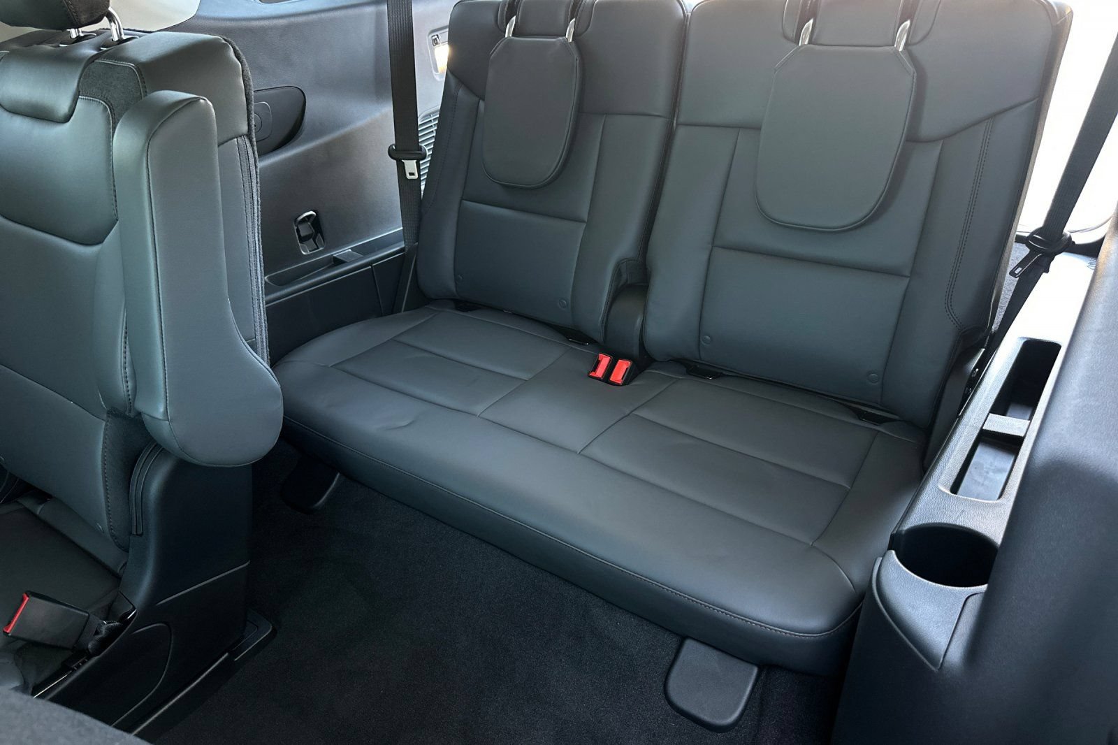 New 2026 Ford Explorer Active w/ Active Comfort Package RWD image 14