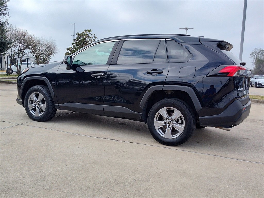 Used 2024 Toyota RAV4 XLE image 5