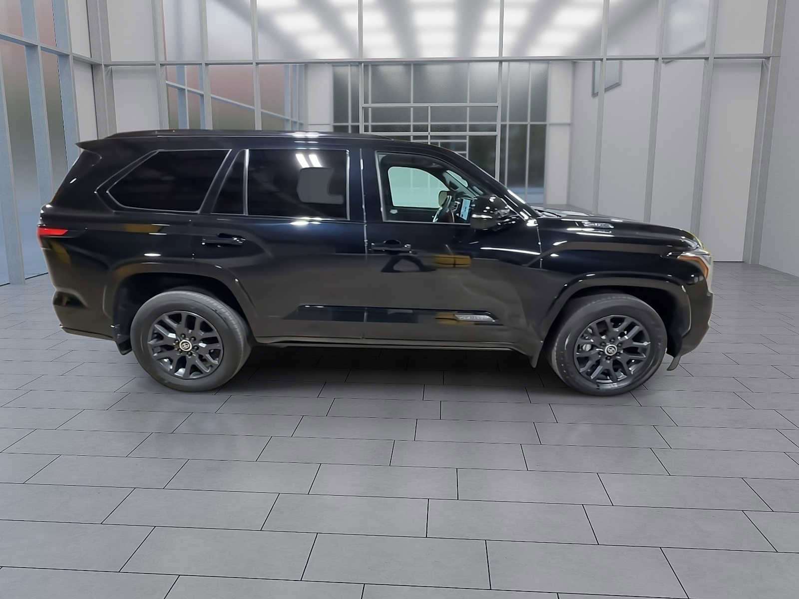 Used 2024 Toyota Sequoia Platinum image 9