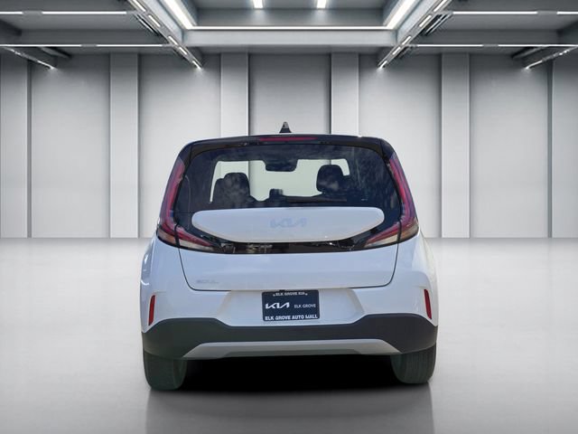Certified 2025 Kia Soul LX w/ LX Technology Package FWD image 5